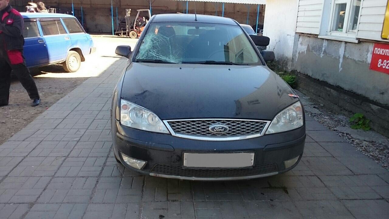 Ford Mondeo 2004 год