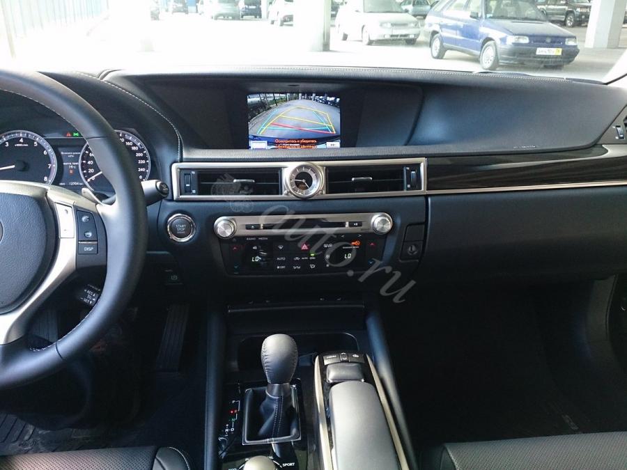 Lexus-GS-IV-2013-06