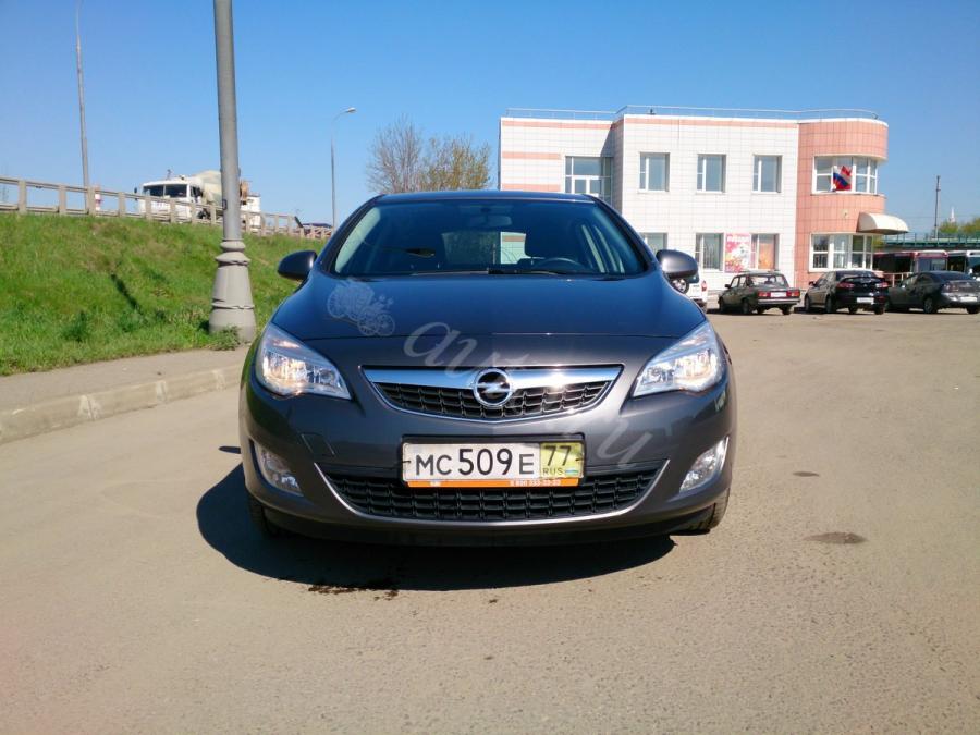 Opel-Astra-J-Hatchback-2012-2