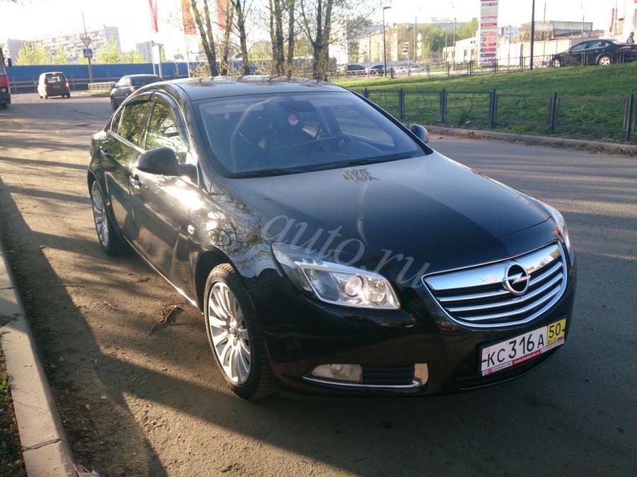 Opel-Insignia-Sedan-2012-01