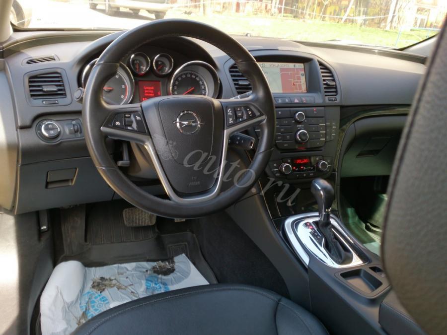 Opel-Insignia-Sedan-2012-06