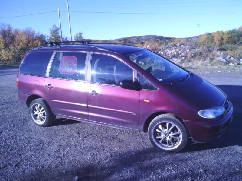 Ford Galaxy 2001 год